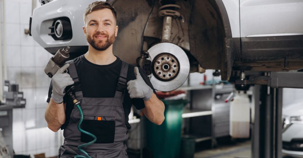 Descubra o compressor ideal para oficina mecânica com a JVA!